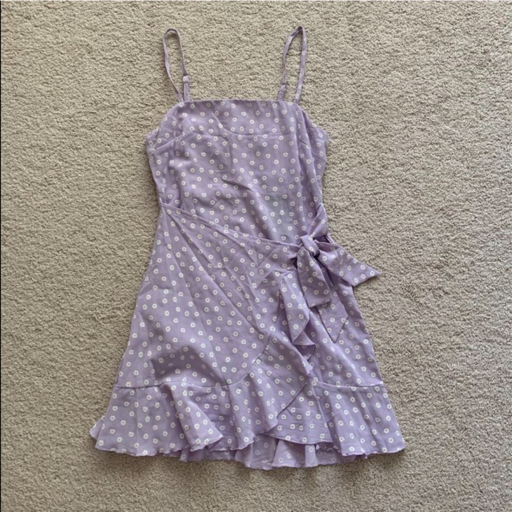 Sundae Muse lavender daisy wrap dress